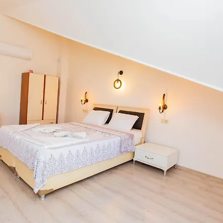 Ercan Emotion No1 Dalyan Centre Апартаменты Ортаджа